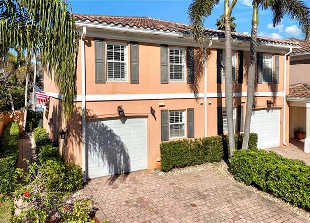 Property at 5509 Cove Cir, Naples, FL 34119, 3 beds, 2.5 baths