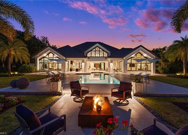 Property at 115 East Ave, Naples, FL 34108, 6 beds, 6.5 baths