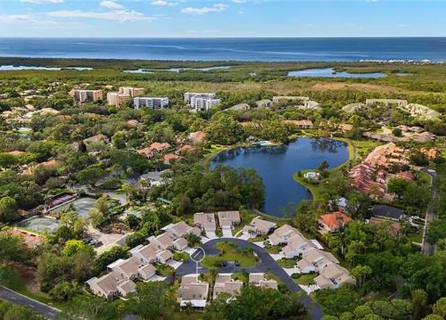 Property at 15348 Wimborne Ln, Naples, FL 34110, 2 beds, 2 baths