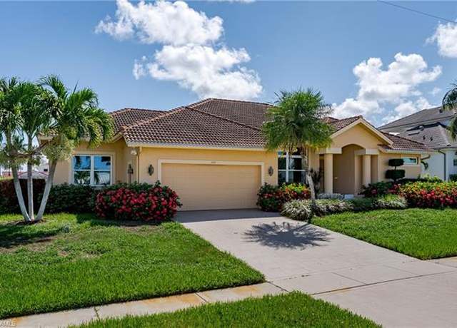 Property at 225 Meadowlark Ct, Marco Island, FL 34145, 3 beds, 2 baths