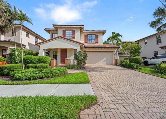 Property at 1248 Manado Dr, Naples, FL 34113, 3 beds, 2.5 baths