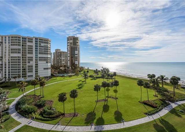 Property at 4551 Gulf Shore Blvd N #804, Naples, FL 34103, 3 beds, 3 baths