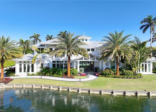 Property at 175 Center St, Naples, FL 34108, 6 beds, 8.5 baths