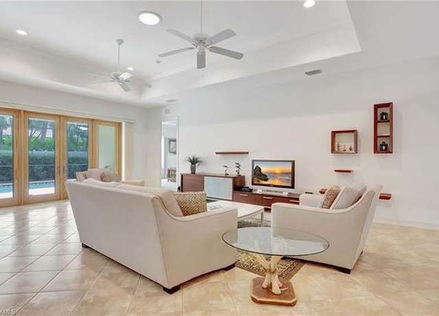Property at 4850 Europa Dr, Naples, FL 34105, 3 beds, 2 baths