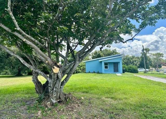 Property at 1164 Orange Ave, North Fort Myers, FL 33903, 1 bed, 1 bath