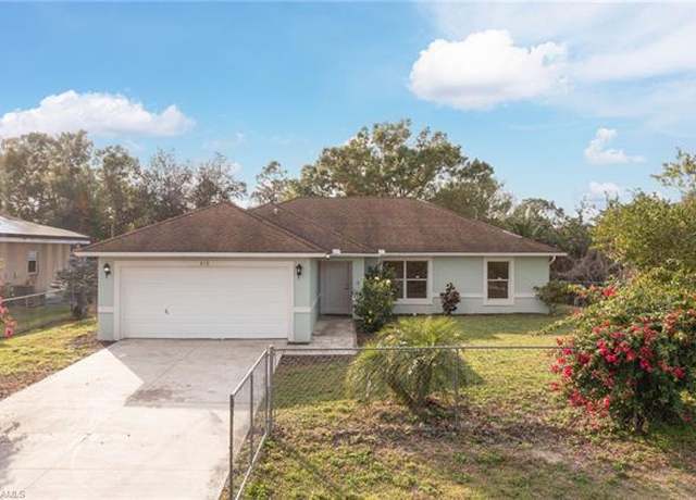Property at 346 Columbus Blvd S, Lehigh Acres, FL 33974, 3 beds, 2 baths