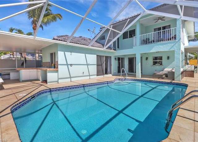 Property at 1145 Jardin Dr, Naples, FL 34104, 4 beds, 2.5 baths