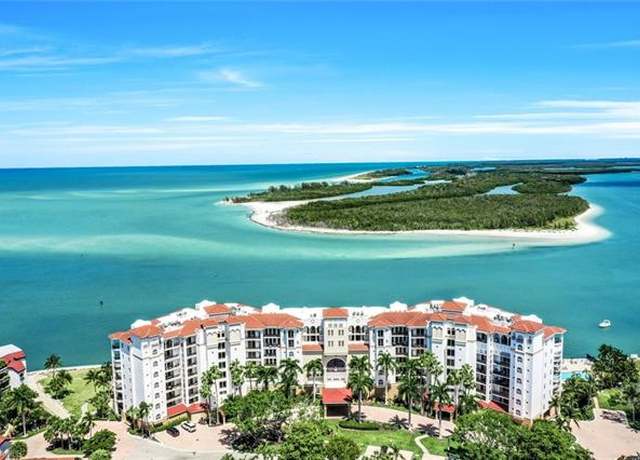 Property at 700 La Peninsula Blvd #206, Naples, FL 34113, 3 beds, 3.5 baths