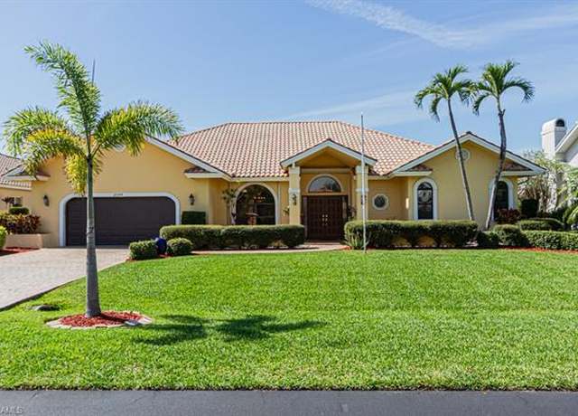 Property at 28444 Verde Ln, Bonita Springs, FL 34135, 3 beds, 2 baths