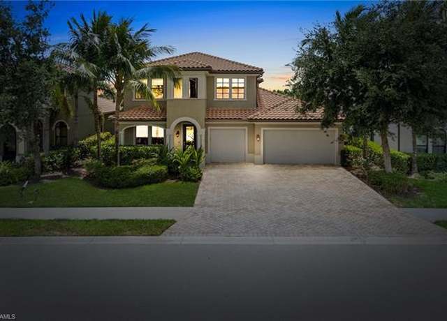 Property at 4437 Tamarind Way, Naples, FL 34119, 6 beds, 4.5 baths