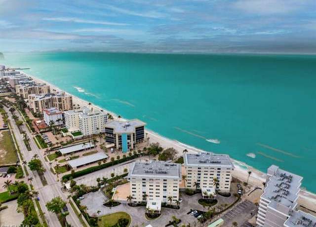 Property at 3401 Gulf Shore Blvd N #204, Naples, FL 34103, 3 beds, 3 baths