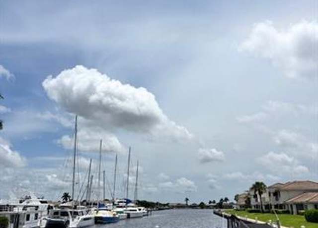 Property at 333 Sunrise Cay #2, Naples, FL 34114, 1 bed, 1 bath