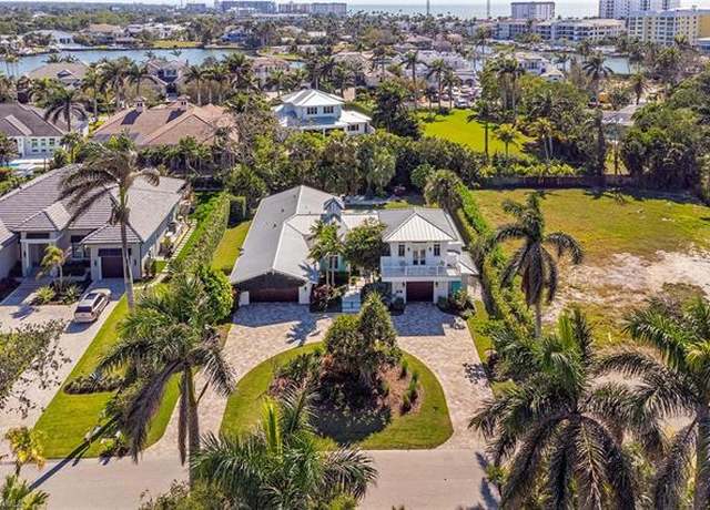 Property at 370 Rudder Rd, Naples, FL 34102, 4 beds, 3 baths