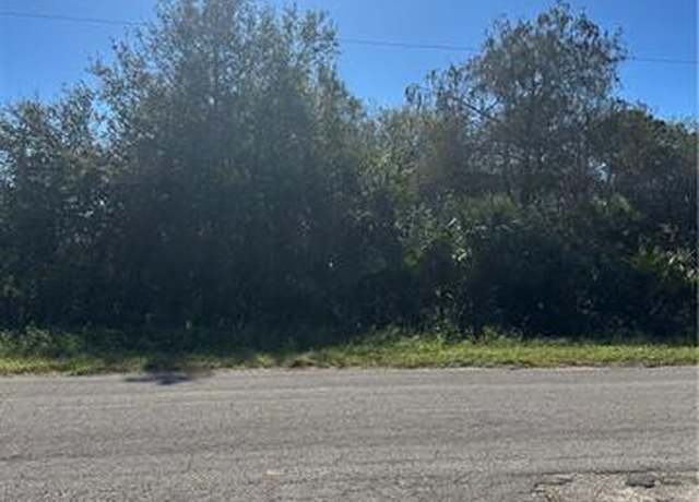 Property at 1228 Bermar St, Fort Myers, FL 33913