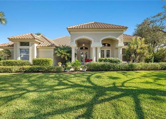 Property at 24991 Goldcrest Dr, Bonita Springs, FL 34134, 4 beds, 3.5 baths