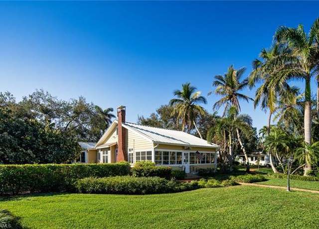 Property at 88 - 66 11th Ave S, Naples, FL 34102, 3 beds, 2 baths