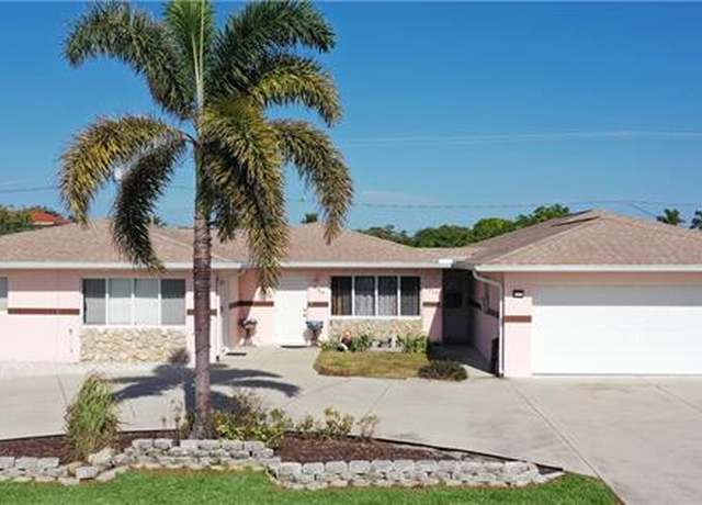 Property at 847 & 843 104th Ave N, Naples, FL 34108, 7 beds, 5 baths