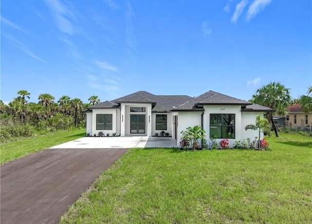 Property at 2707 36th Ave SE, Naples, FL 34117, 3 beds, 2 baths
