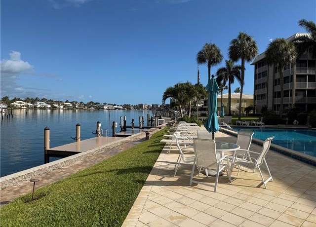 Property at 2880 Gulf Shore Blvd N #404, Naples, FL 34103, 2 beds, 2 baths