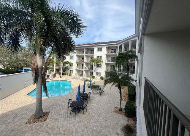 Property at 1100 Pine Ridge Rd Unit B206, Naples, FL 34108, 2 beds, 2 baths