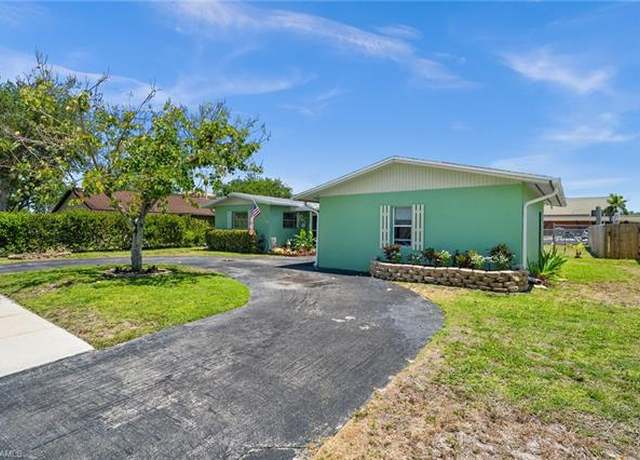 Property at 1280 22nd Ave N, Naples, FL 34103, 3 beds, 2 baths