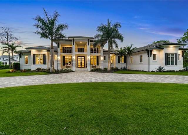 Property at 493 Myrtle Rd, Naples, FL 34108, 4 beds, 5 baths