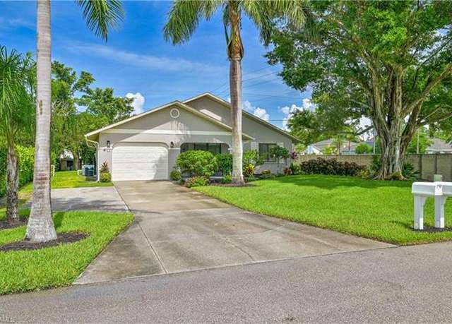Property at 27006 Elaine Dr, Bonita Springs, FL 34135, 2 beds, 2 baths