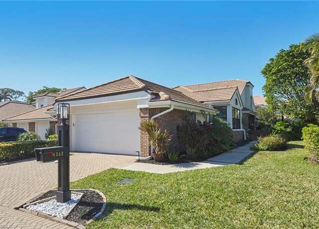 Property at 4062 Crayton Rd Unit F5, Naples, FL 34103, 2 beds, 2 baths