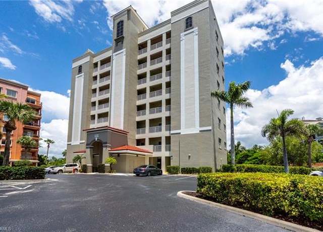 Property at 14815 Laguna Dr #103, Fort Myers, FL 33908, 3 beds, 2.5 baths