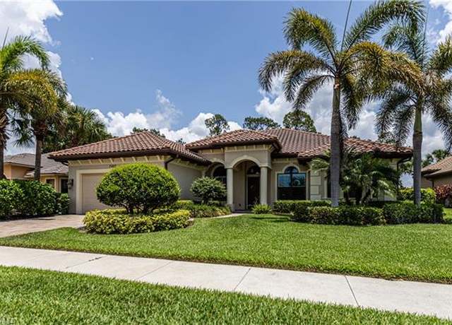 Property at 7307 Acorn Way, Naples, FL 34119, 4 beds, 3 baths