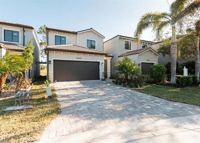 Property at 26587 Bonita Fairways Blvd, Bonita Springs, FL 34135, 3 beds, 2.5 baths