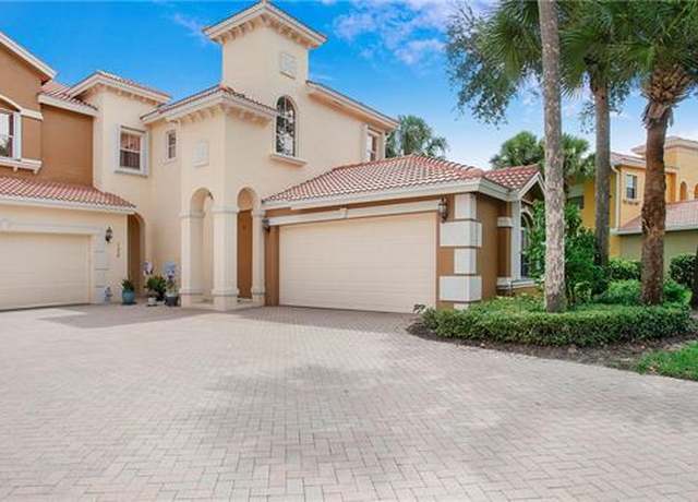 Property at 7231 Bergamo Way #202, Fort Myers, FL 33966, 3 beds, 2.5 baths