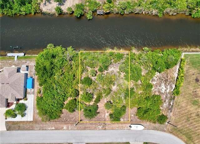 Property at 10080 Cocoa Beach St, Port Charlotte, FL 33981