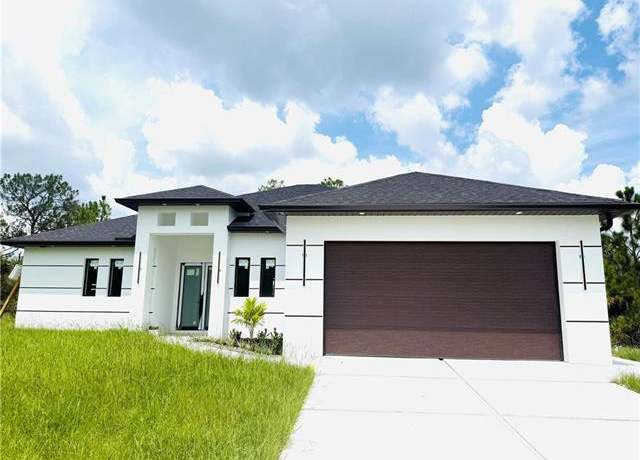 Property at 1421 Poinsettia Ave, Lehigh Acres, Fl 33972, 3 beds, 2.5 baths