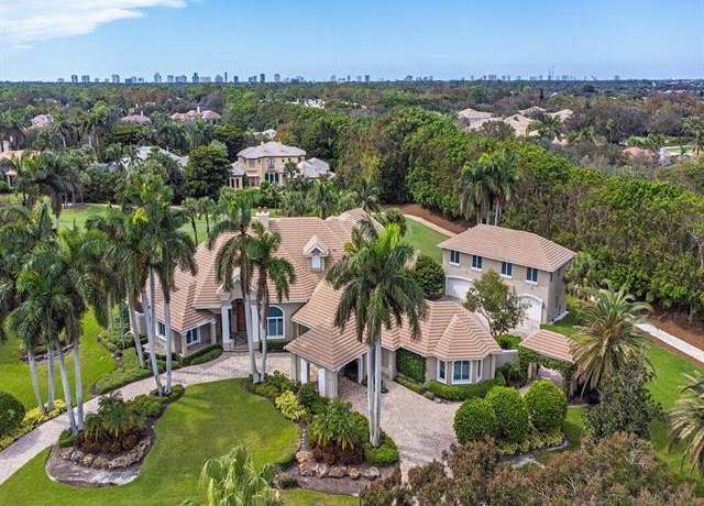 Property at 2835 Silverleaf Ln, Naples, FL 34105, 6 beds, 8 baths