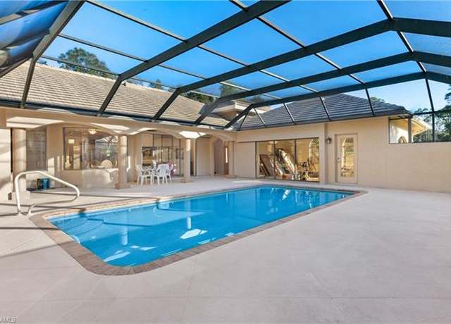 Property at 461 33rd Ave NE, Naples, FL 34120, 3 beds, 2.5 baths
