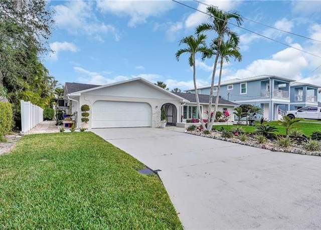 Property at 6086 Cocos Dr, Fort Myers, FL 33908, 3 beds, 2 baths
