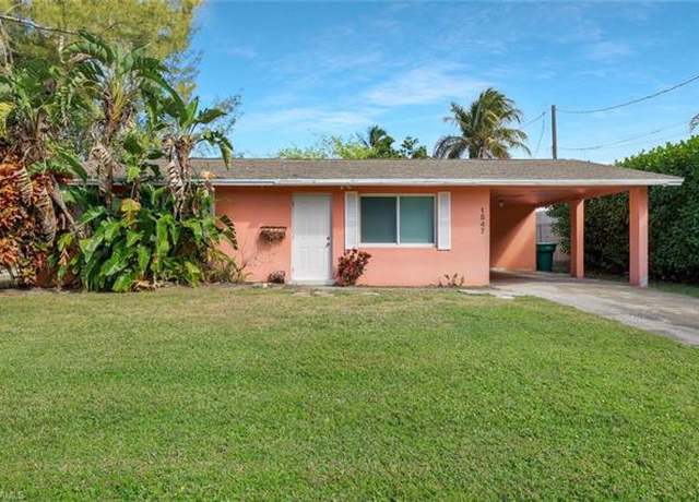 Property at 1547 Bembury Dr, Naples, FL 34102, 3 beds, 2 baths