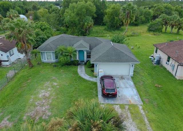 Property at 2840 43rd Ave NE, Naples, FL 34120, 3 beds, 2 baths