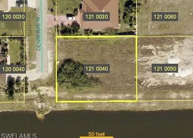 Property at 800 Denis Ave N, Lehigh Acres, FL 33971