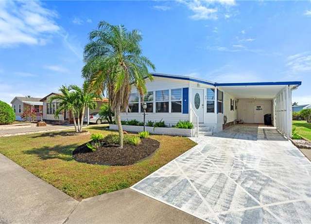 Property at 77 Atlantic Way #77, Naples, FL 34104, 2 beds, 2 baths