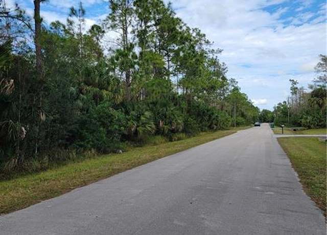 Property at 2nd St NE, Naples, FL 34120