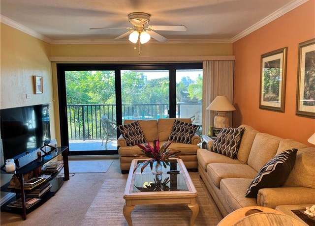 Property at 600 Neapolitan Way #342, Naples, FL 34103, 2 beds, 2 baths