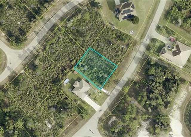 Property at 421 Juneau Dr, Lehigh Acres, FL 33974