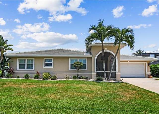 Property at 2019 SE 28th Ter, Cape Coral, FL 33904, 3 beds, 2 baths