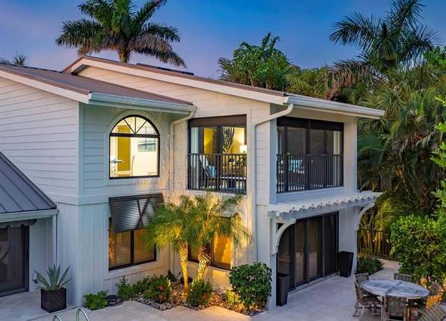 Property at 741 10th Ave S Unit E, Naples, FL 34102, 2 beds, 2 baths