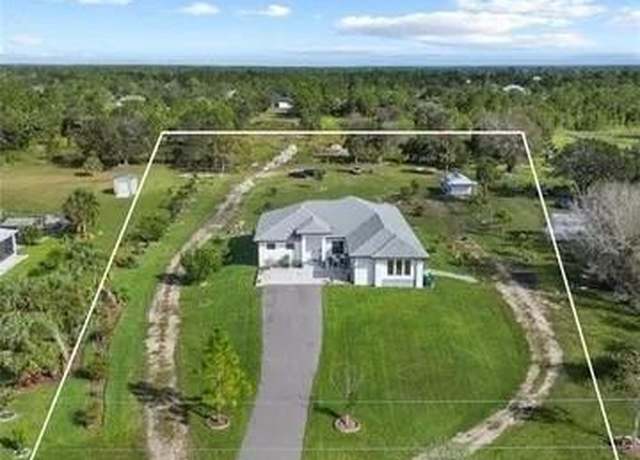 Property at 3583 60th Ave NE, Naples, FL 34120, 4 beds, 3.5 baths
