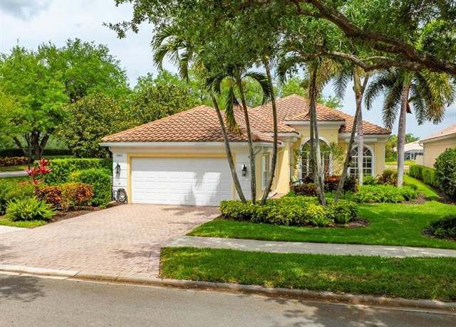 Property at 5401 Freeport Ln, Naples, FL 34119, 3 beds, 3 baths