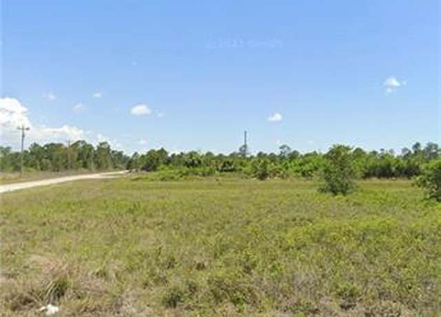 Property at 862 Lamar St E, Lehigh Acres, FL 33974