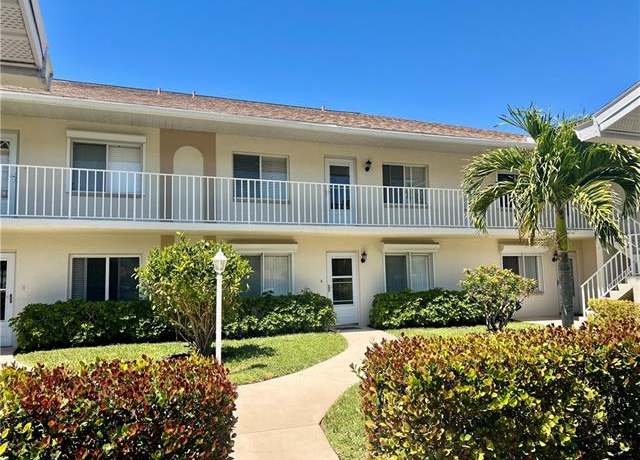 Property at 185 Gabriel Cir #4, Naples, FL 34104, 2 beds, 2 baths